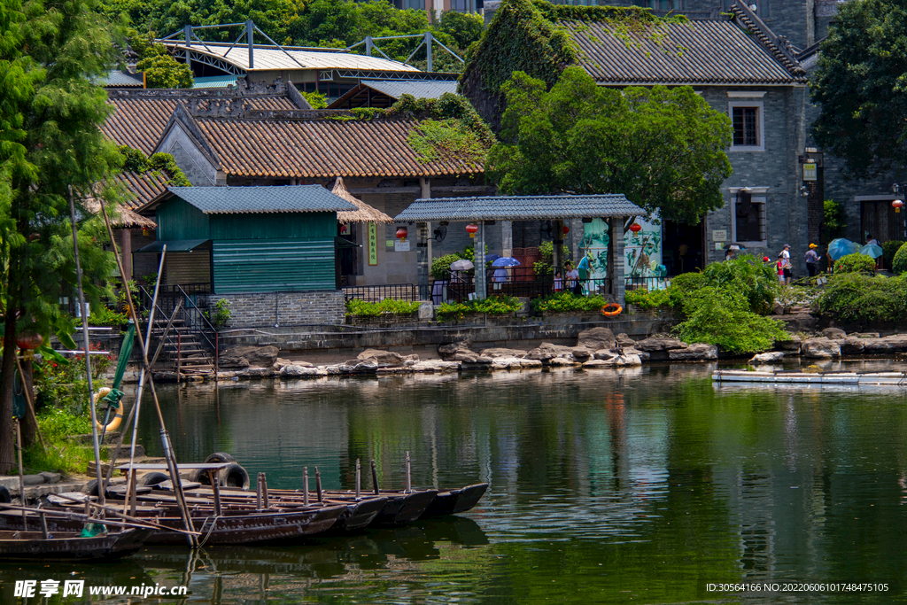 户外复古旅游小镇建筑