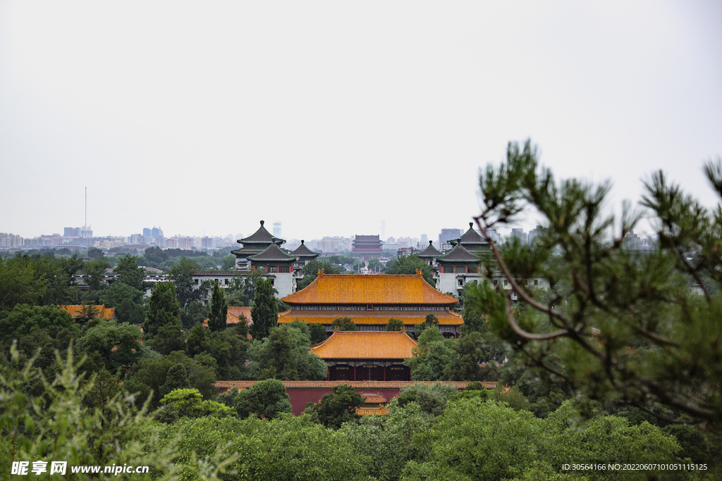 户外复古宫殿建筑