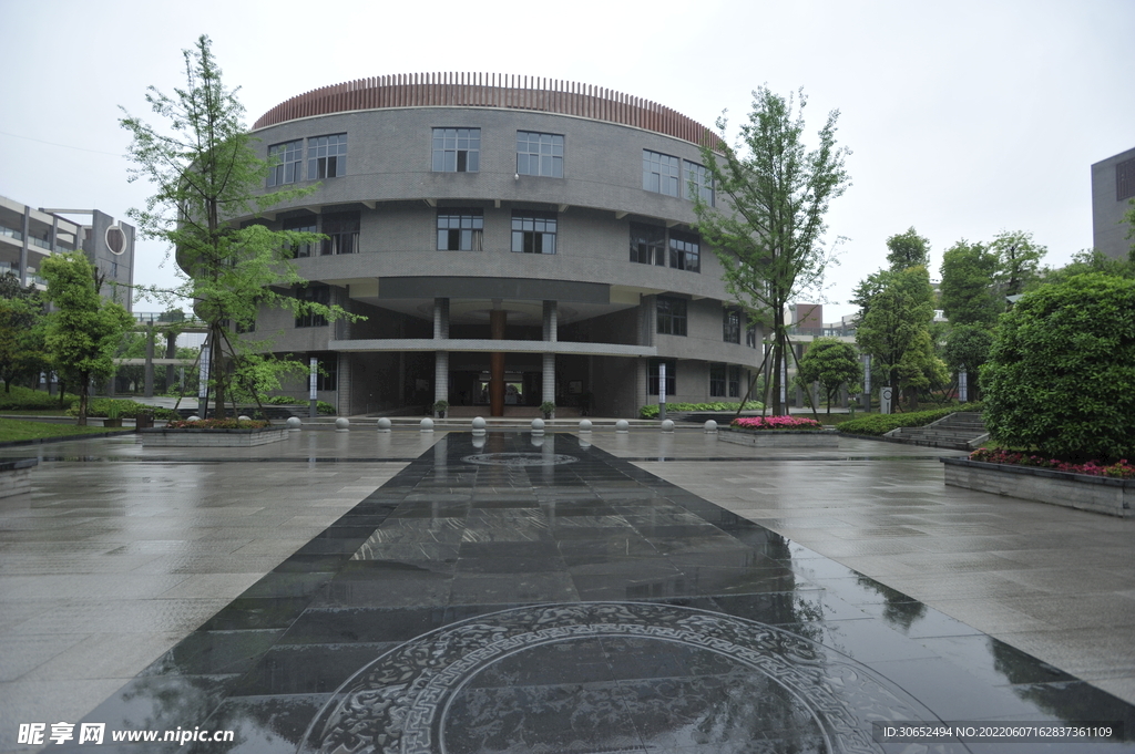 璧山中学