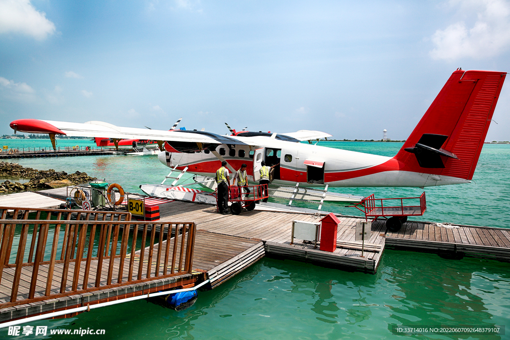 刺激海上滑翔机运输马尔代夫海景