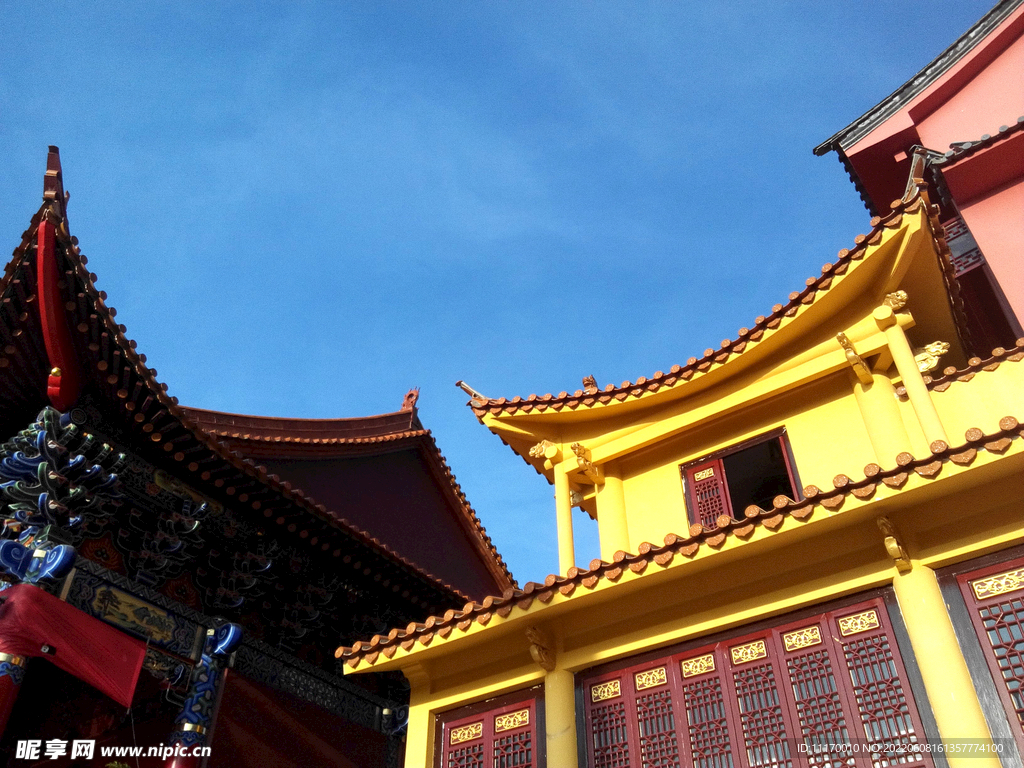 大理鸡足山寺庙建筑