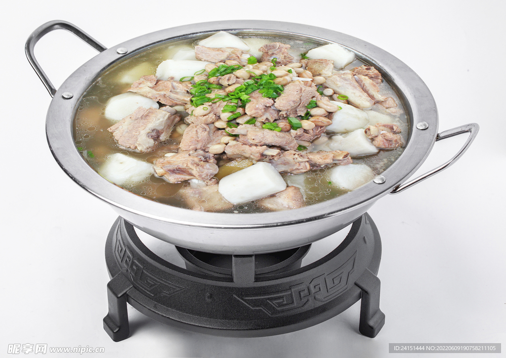 锅仔山药炖排骨