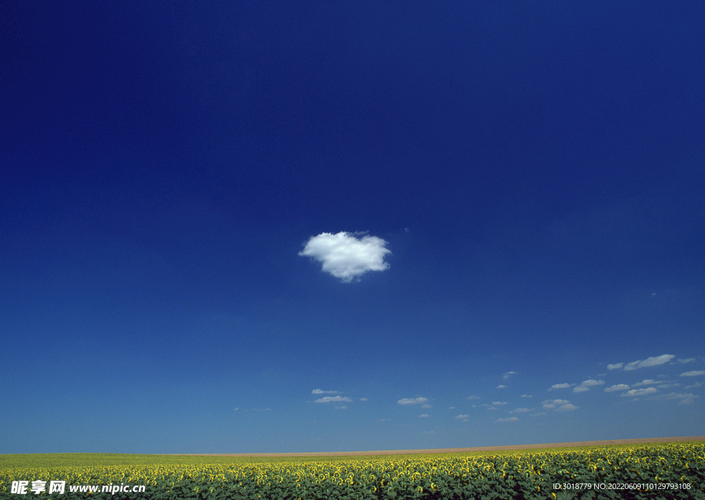 蓝天白云天空 