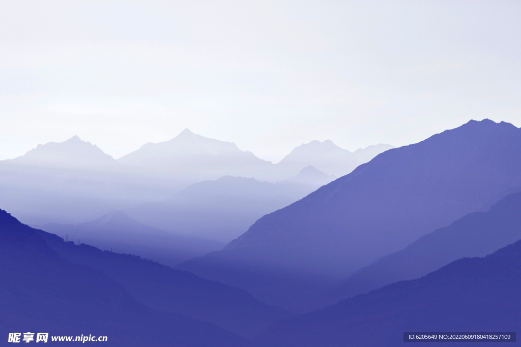 山重叠影风景