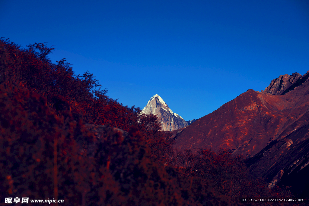 雪山