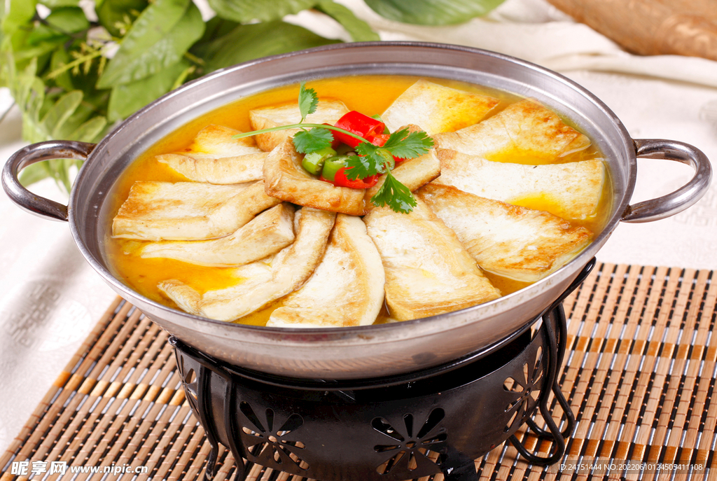 锅仔豆腐