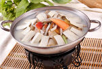 锅仔鲜菌炖豆腐