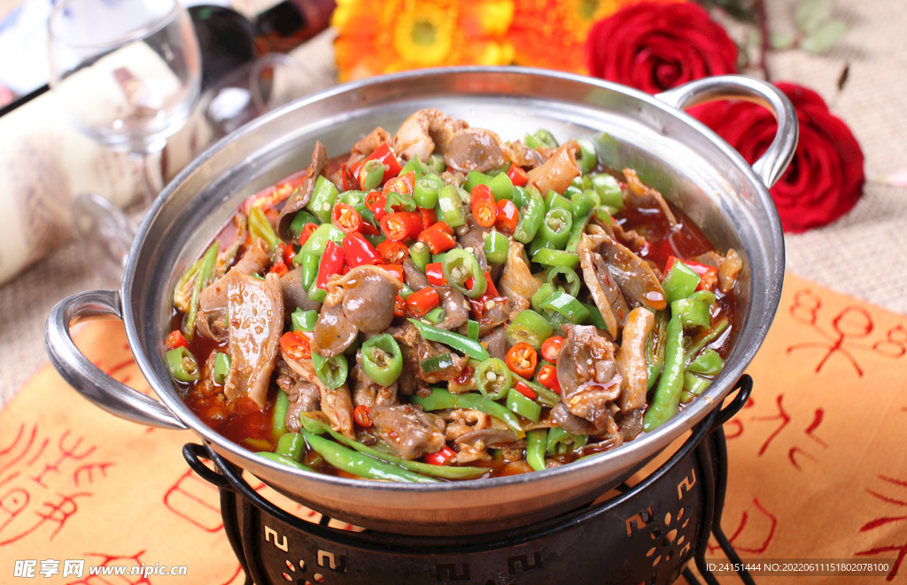 锅仔鸭杂
