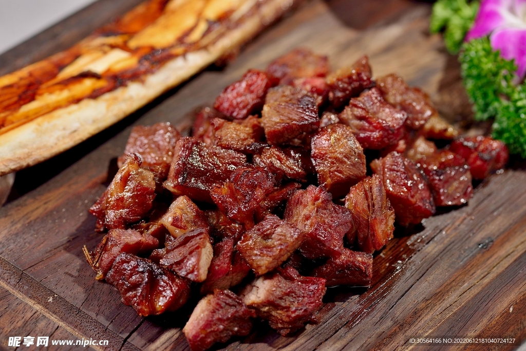 红烧腊肉美食