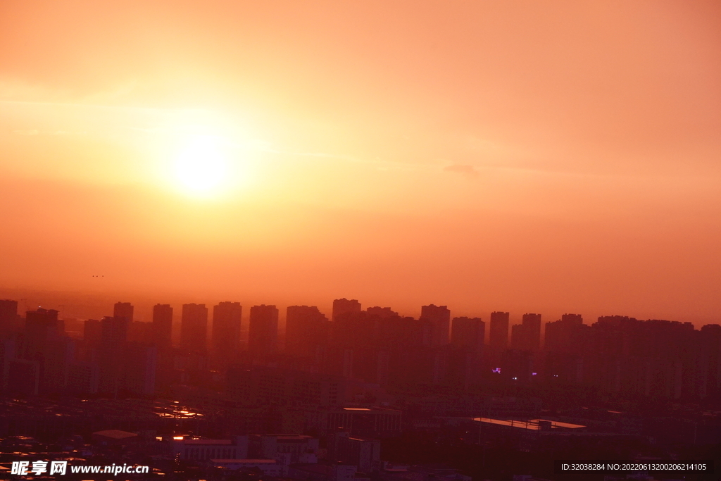 雨后晚霞 雨后城市 阳光明媚 