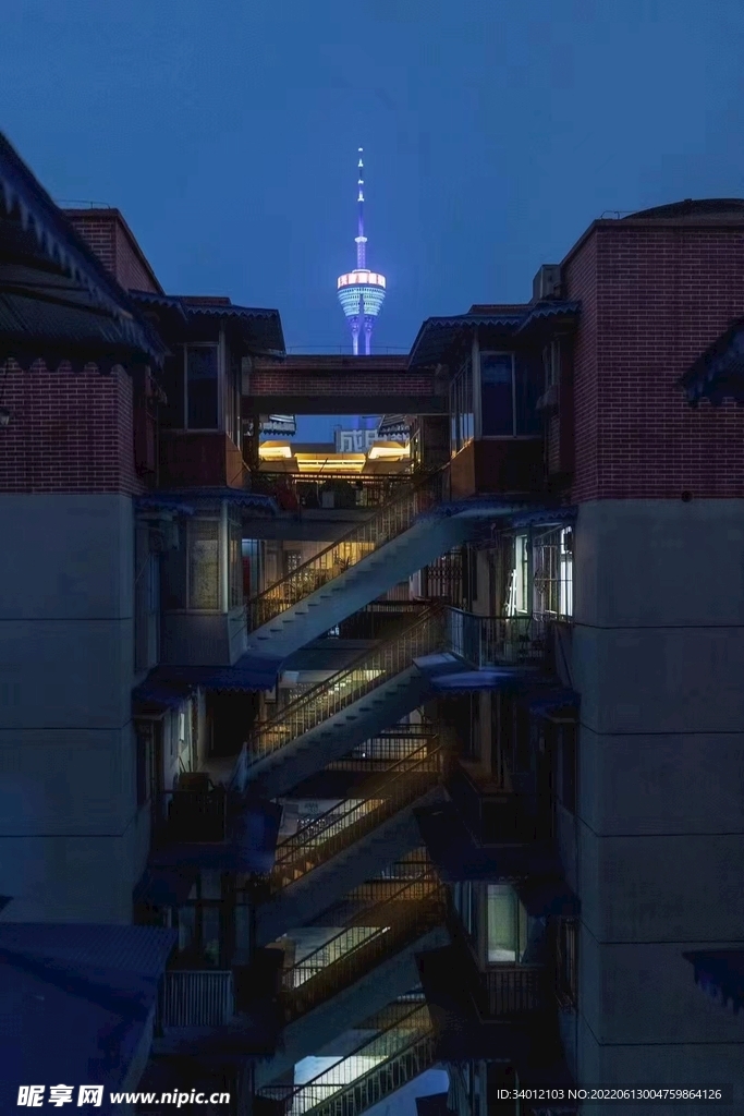 道路