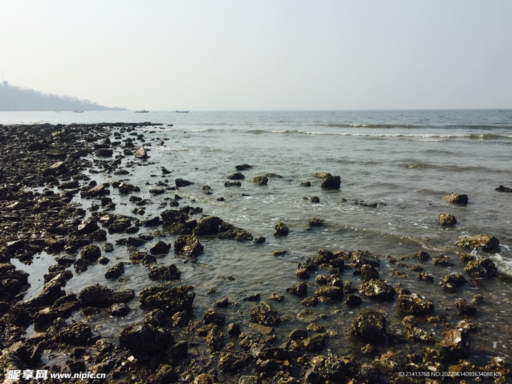海边沙滩风景