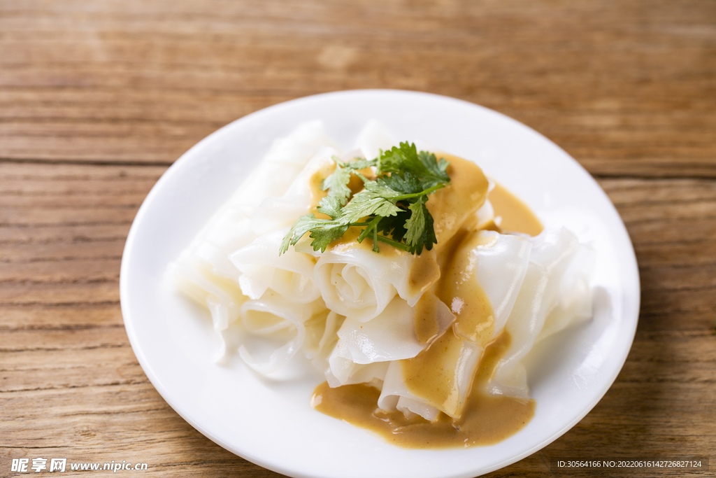 芝麻酱凉皮美食