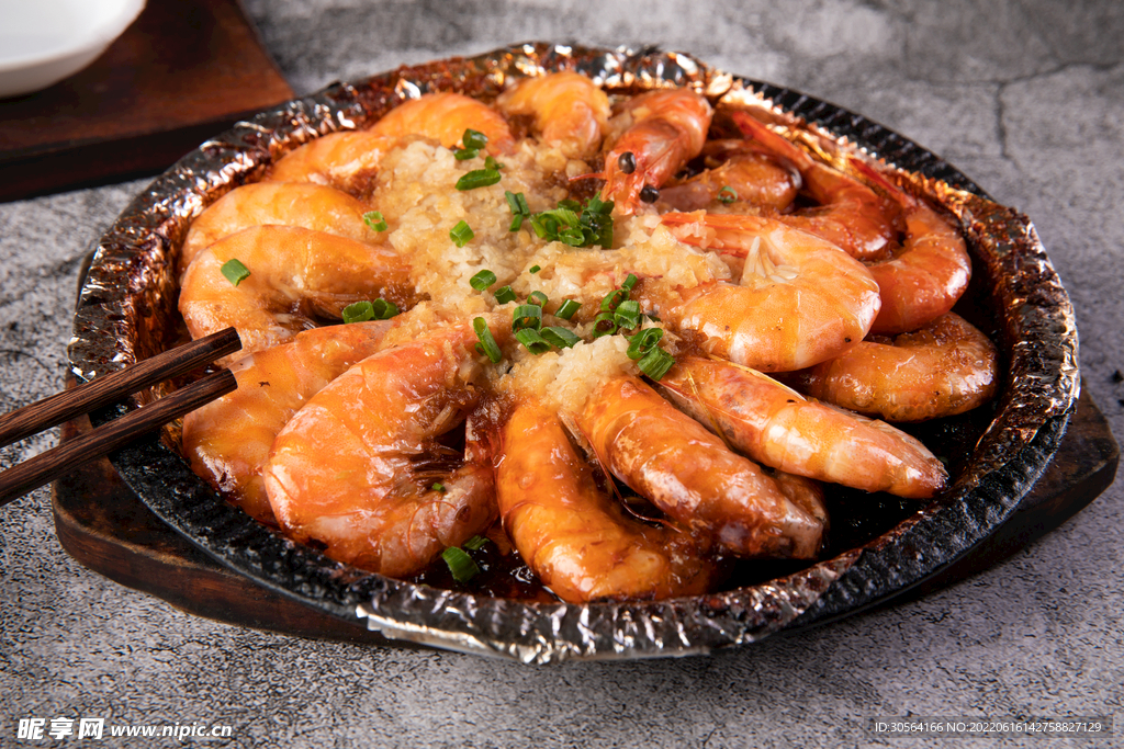 铁锅大虾美食