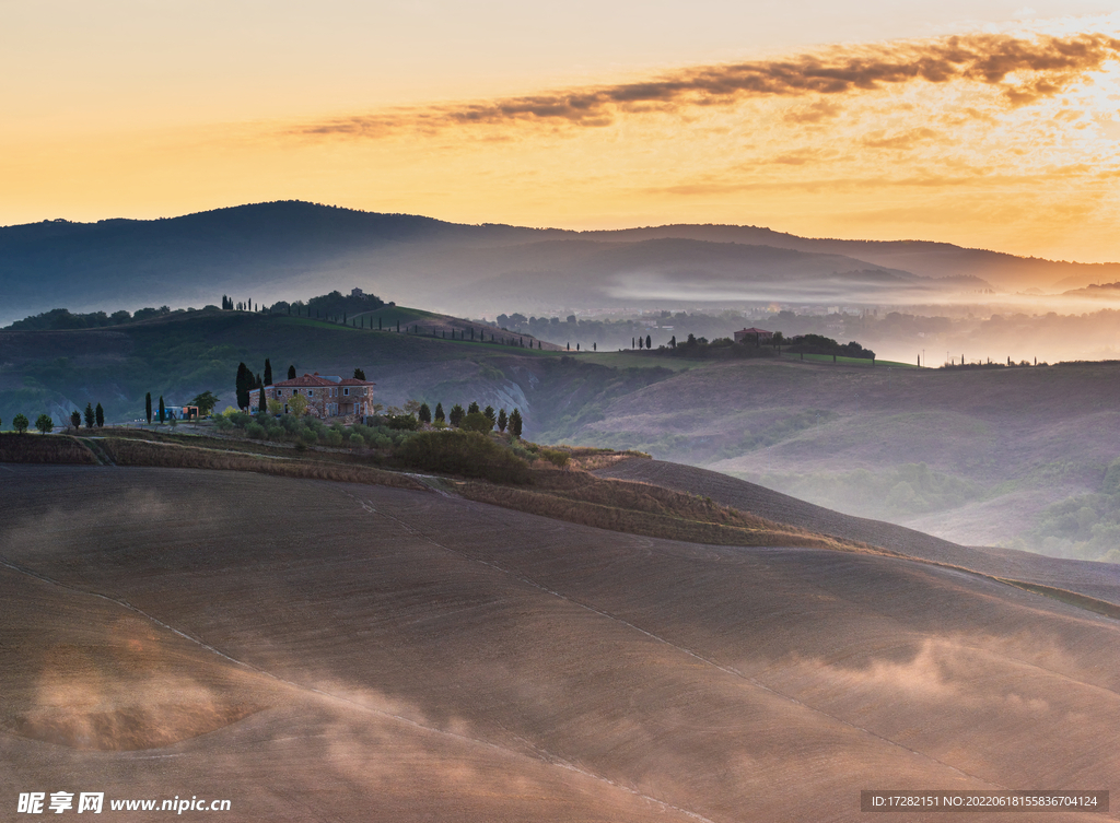 崇山峻岭     摄影    