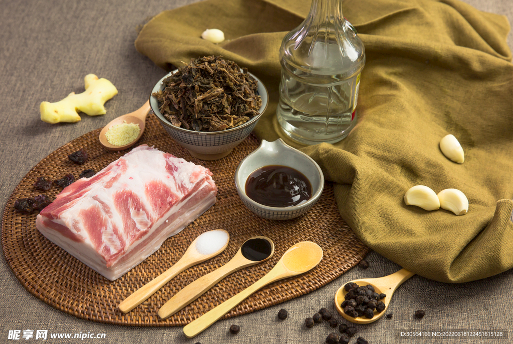 腌制红烧五花肉食材