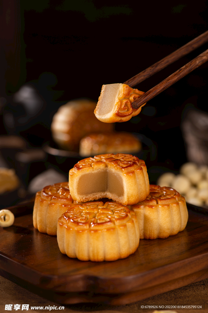 莲蓉月饼
