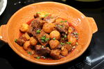 红烧肉焖豆腐泡