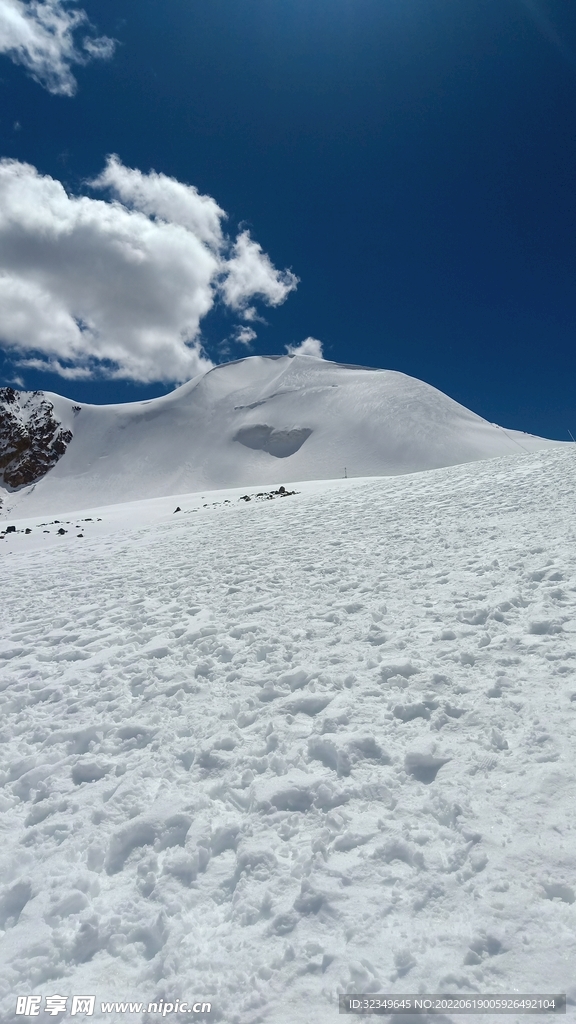 雪山