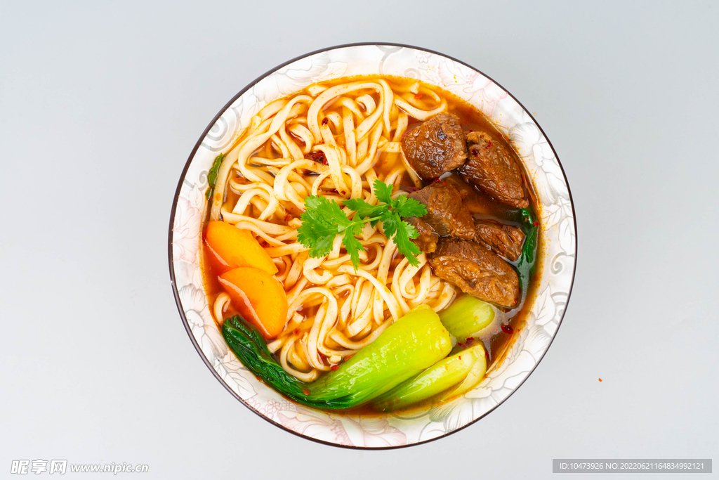 美食红烧牛肉拉面