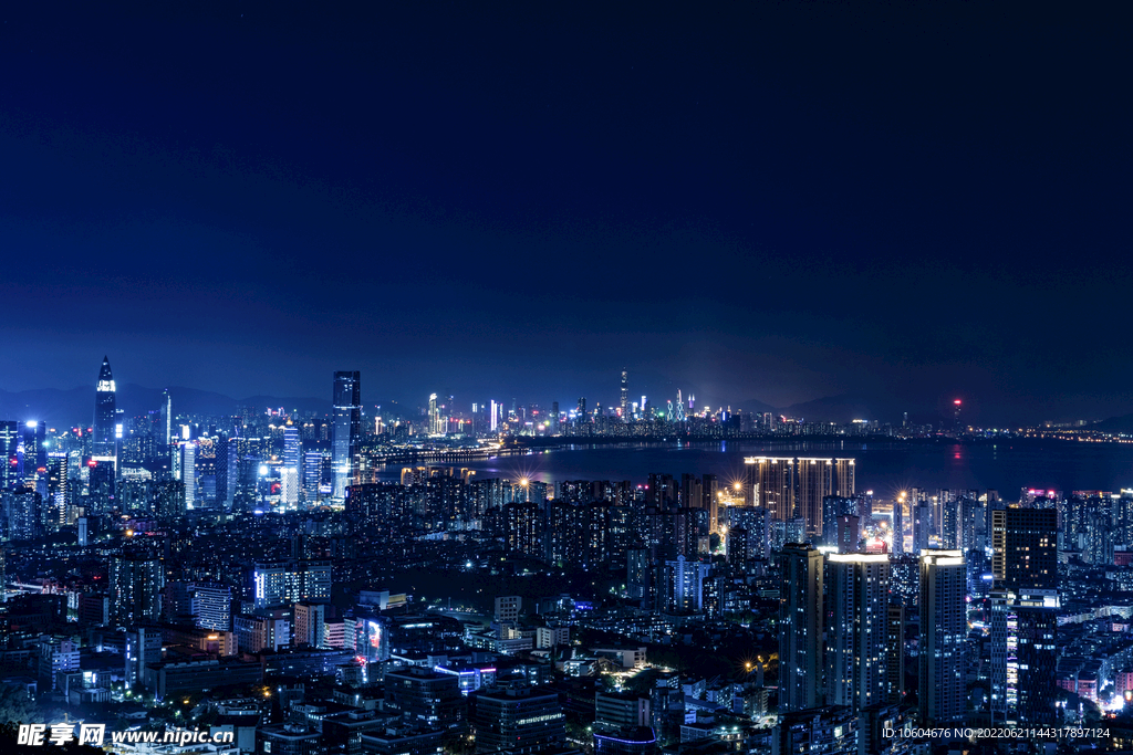 城市夜景图