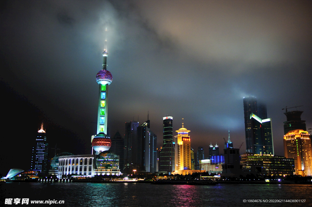 城市夜景图