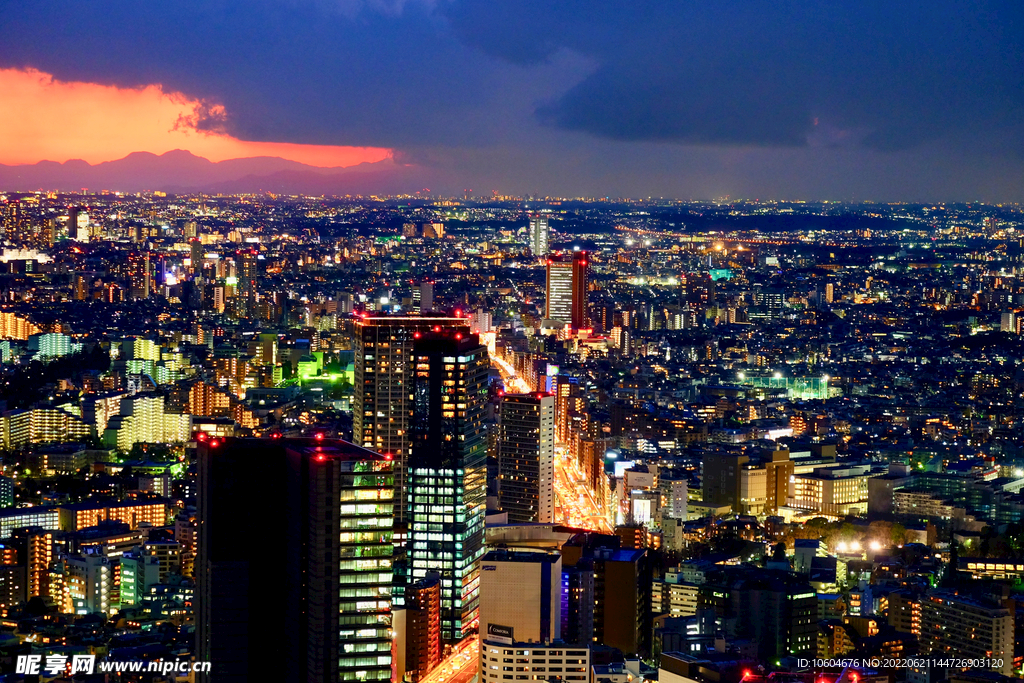 城市夜景图