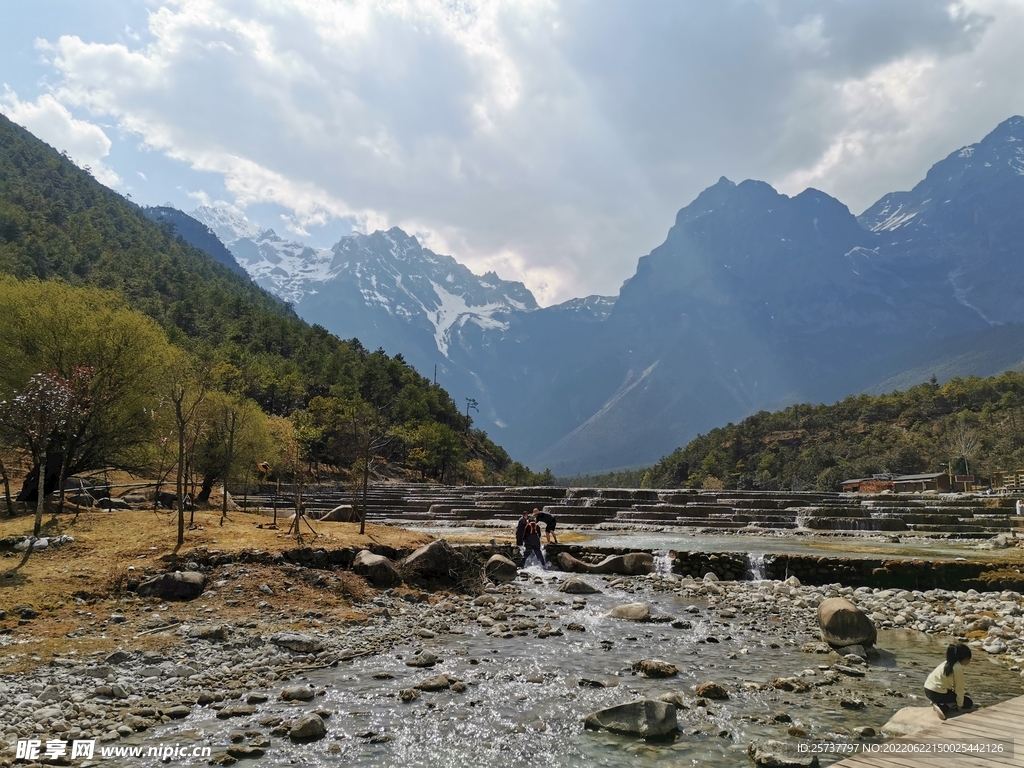 丽江 风景 蓝月谷 蓝月湖 玉