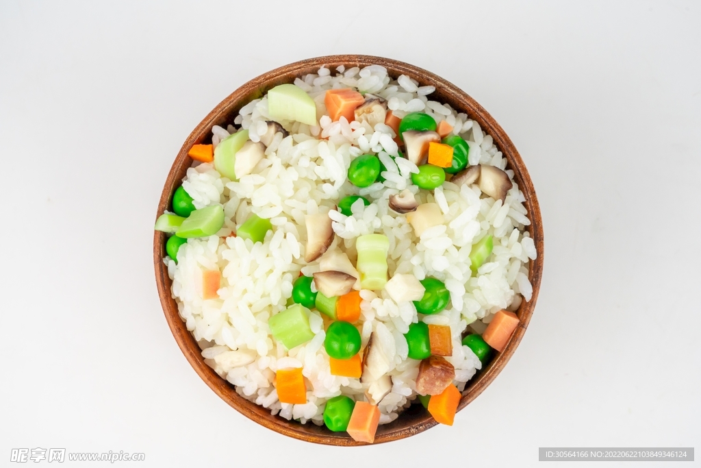 青豆炒饭美食