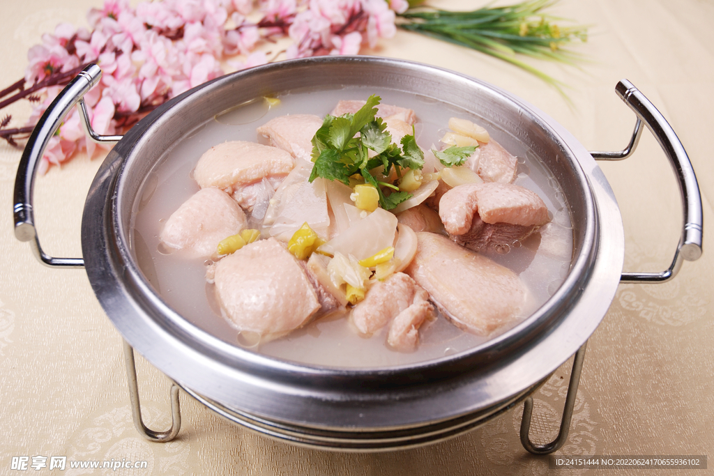 锅仔清炖土鸡