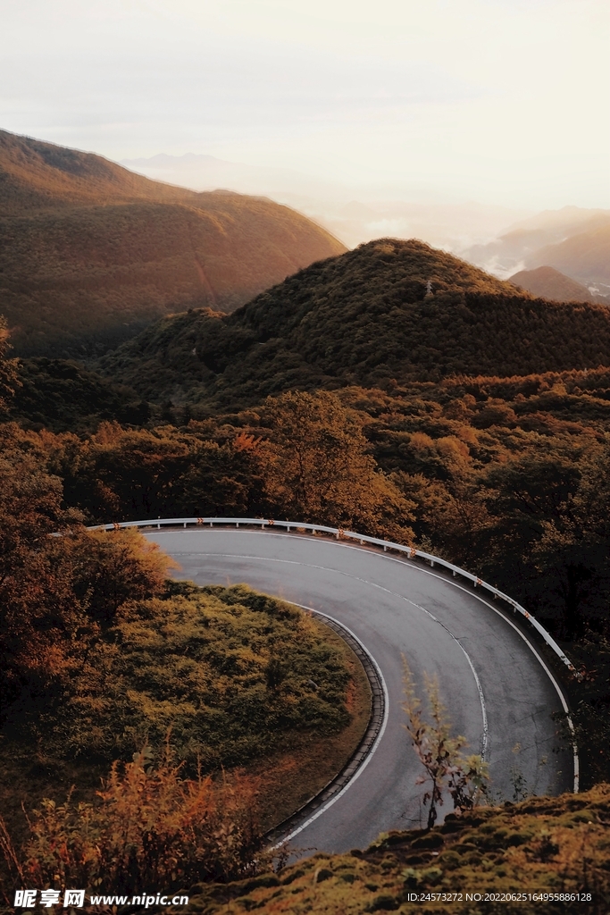 山路