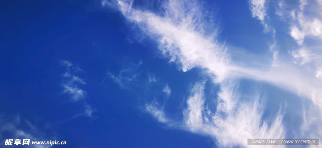 天空的云