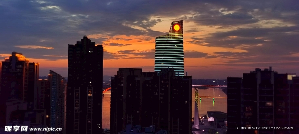 夕阳