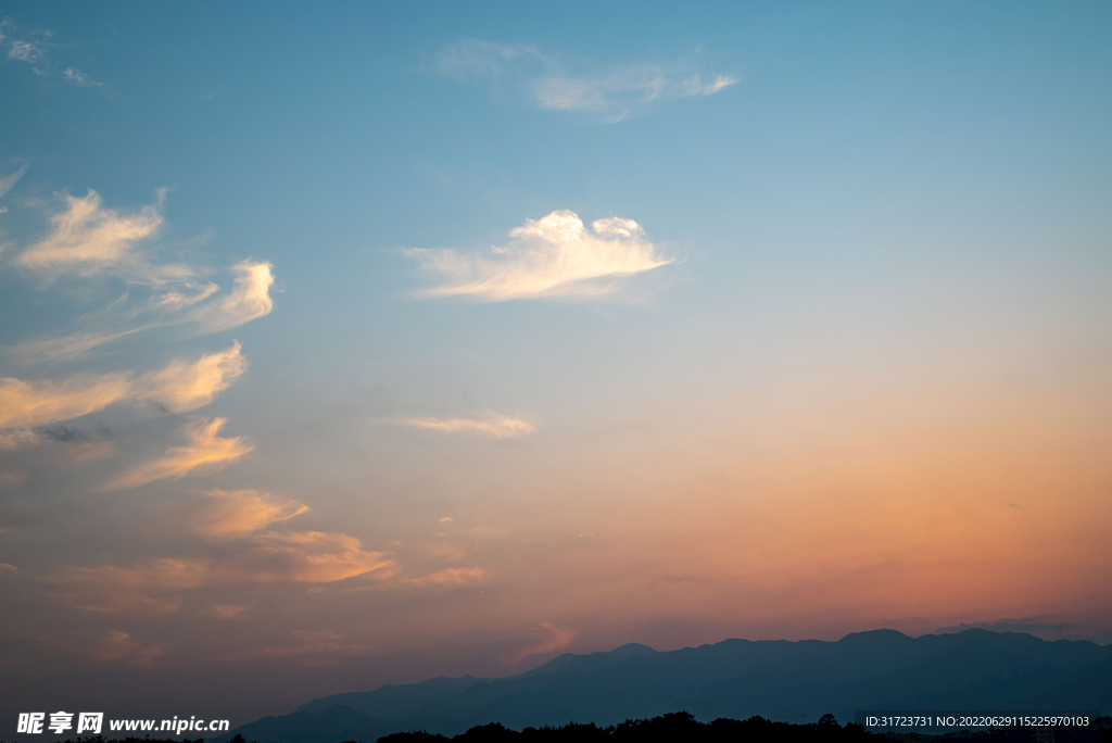 傍晚 晚霞 夕阳 日落 云彩 