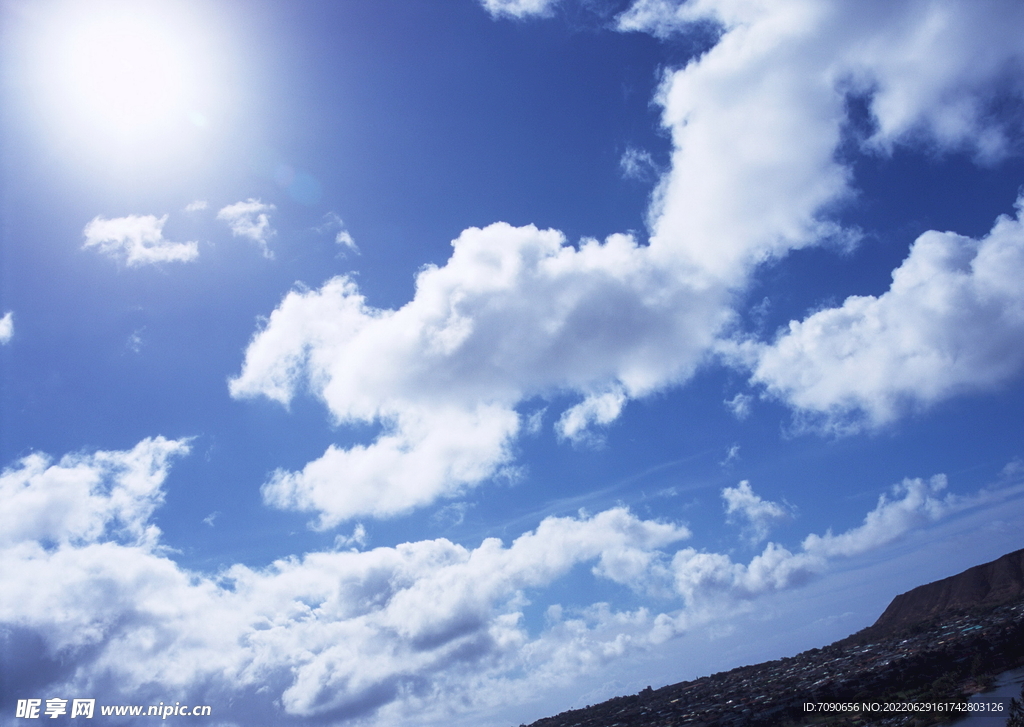 湛蓝的天空    