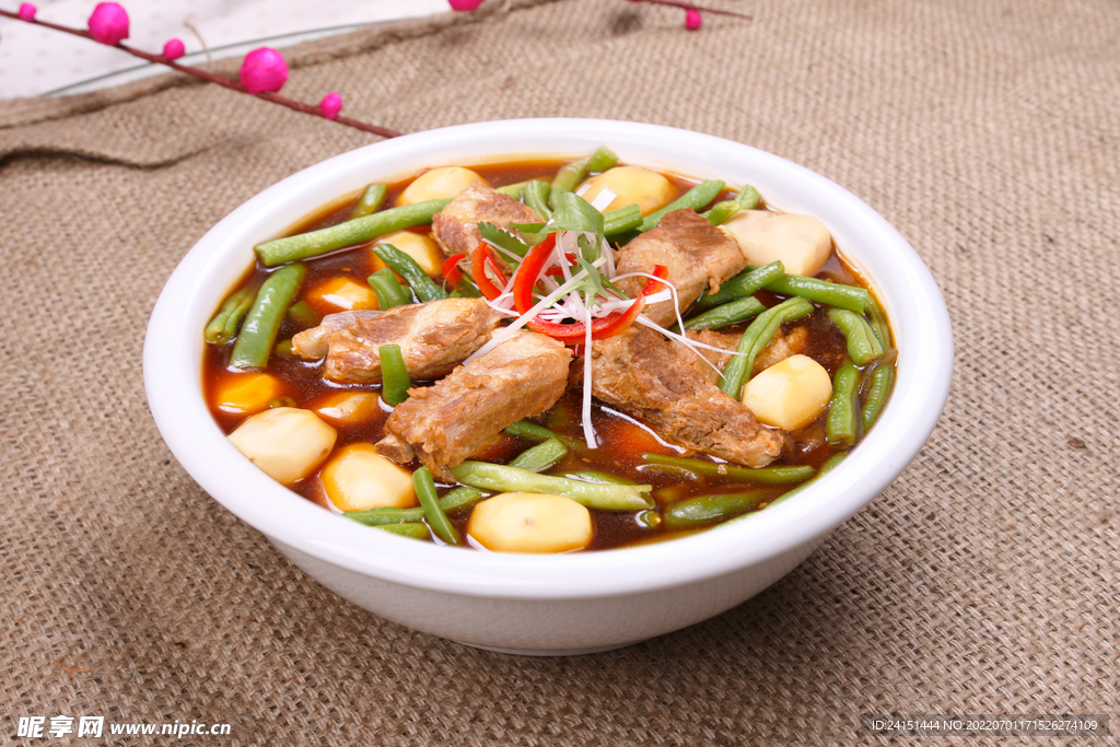 土豆豆角炖排骨