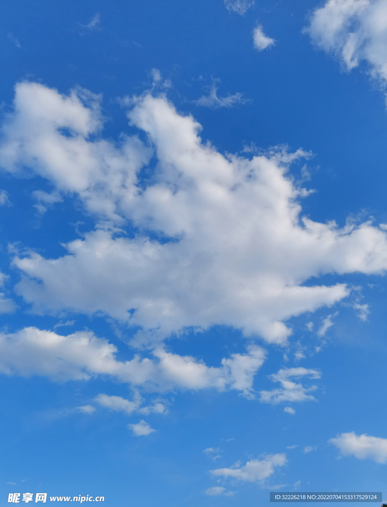 蓝天白云