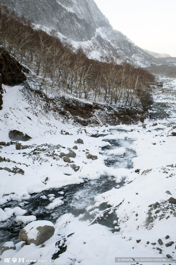 户外冬季雪山自然景观