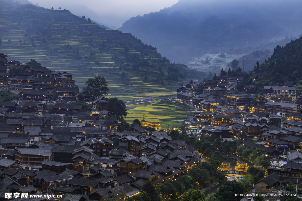 户外山区旅游小镇