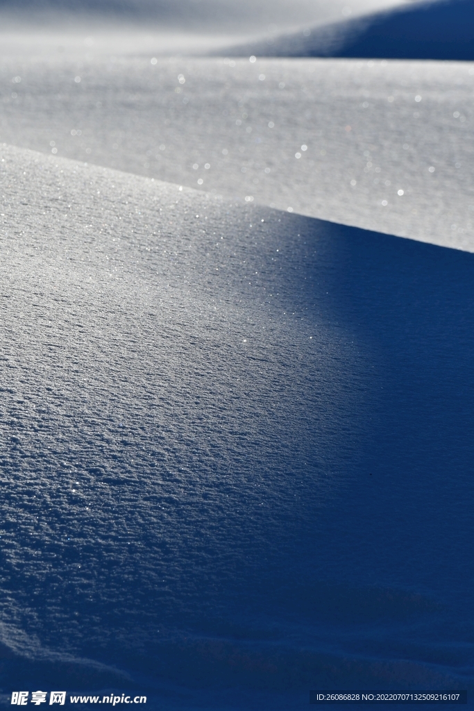 晶莹的雪地