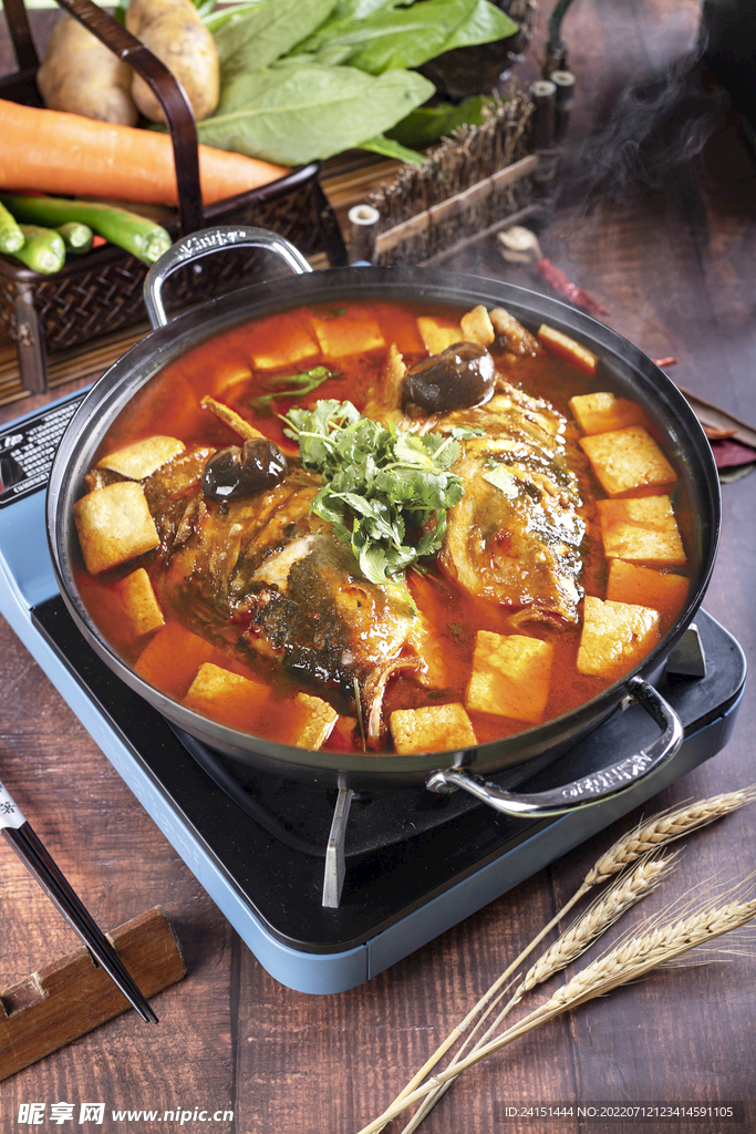 鱼头豆腐锅