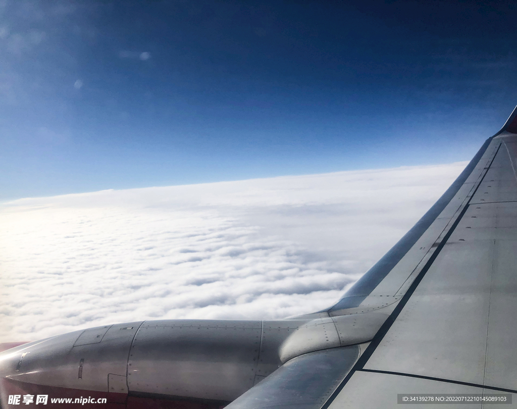飞机 云层 