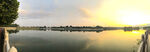 湖边夕阳