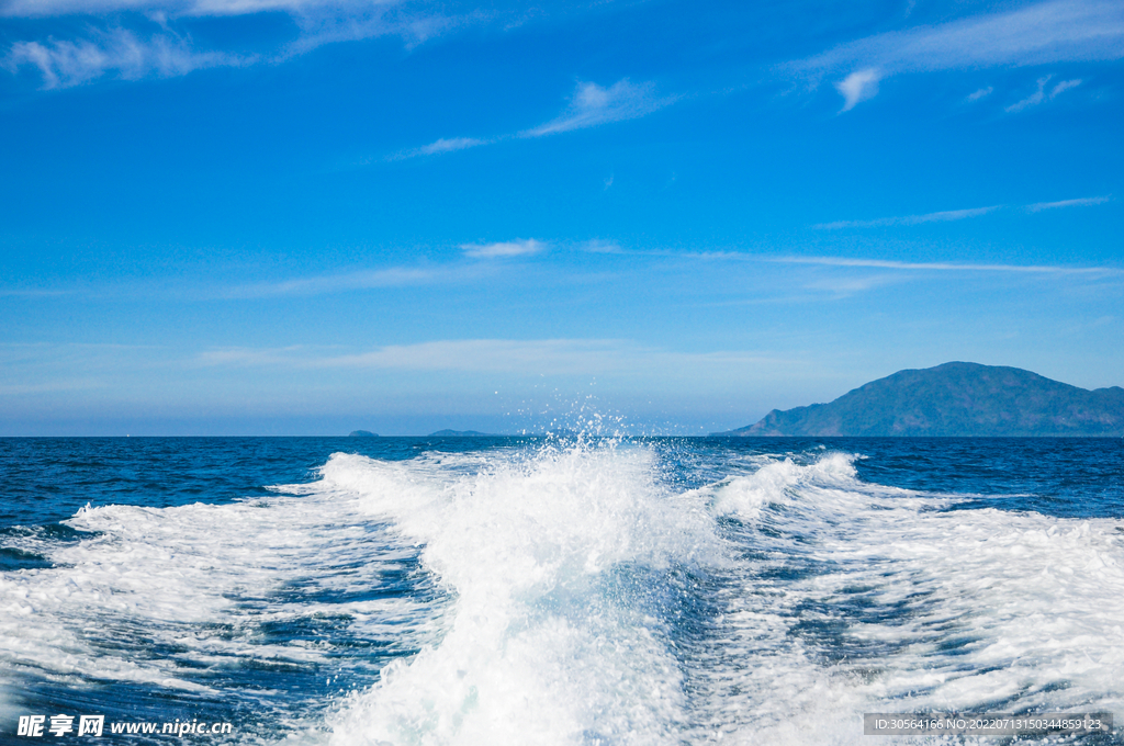 户外海水浪花