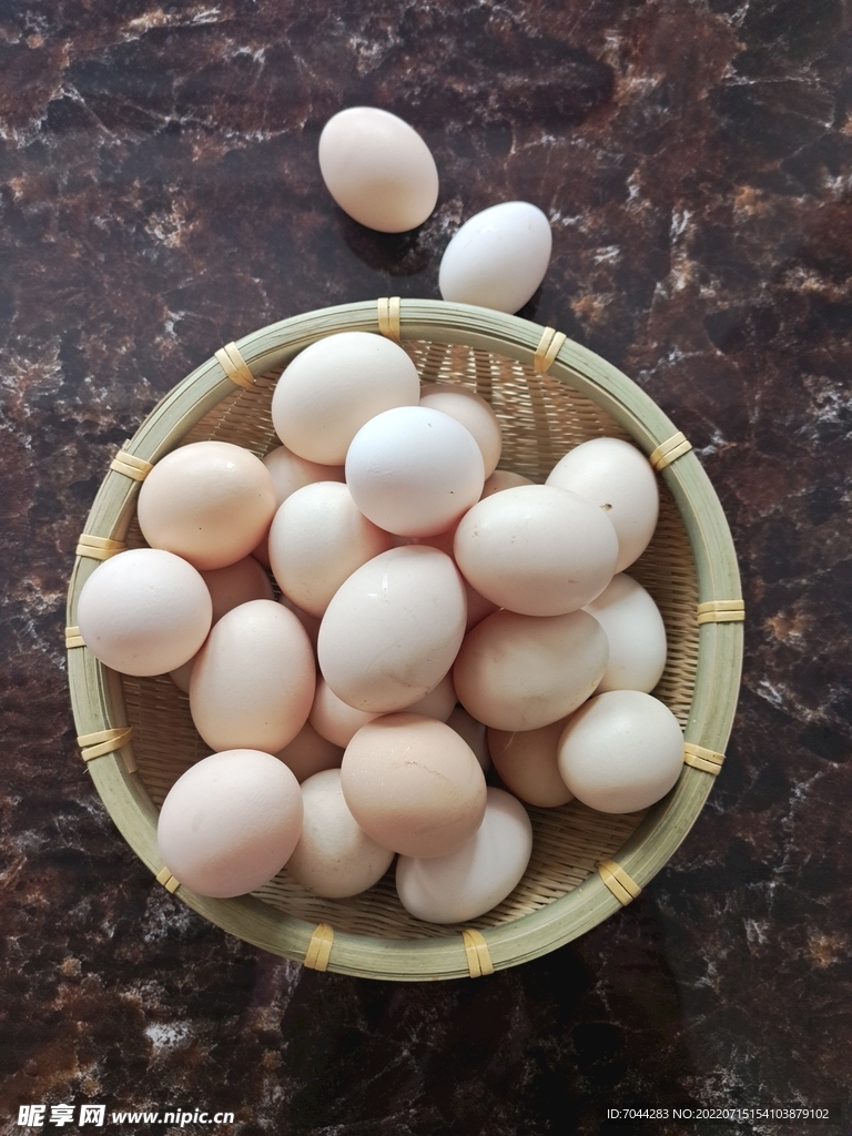 鸡蛋  