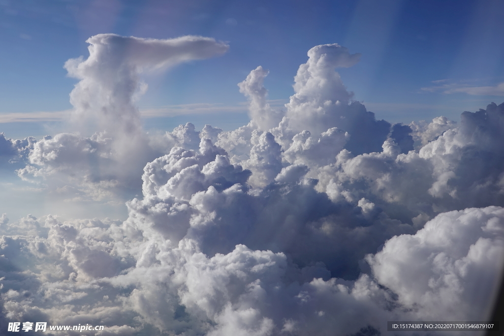 高空云团