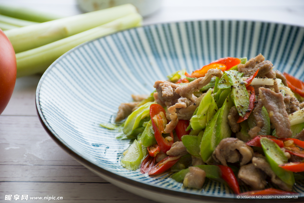 辣椒炒肉美食