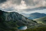 山 