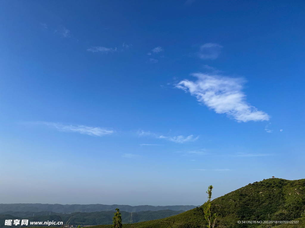 蓝天青山