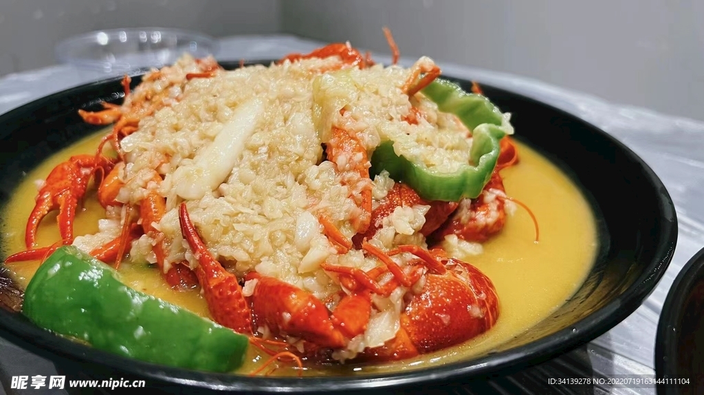  麻辣小龙虾 